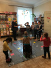 В выходной день в библиотеку!